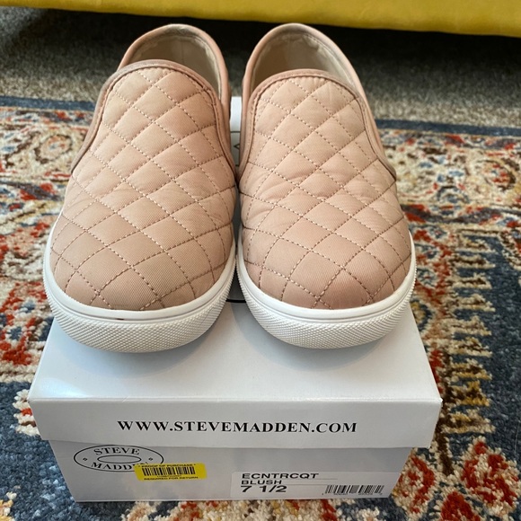 Steve Madden Shoes - Pink Steve Madden Ecntrcqt Quilted Sneakers